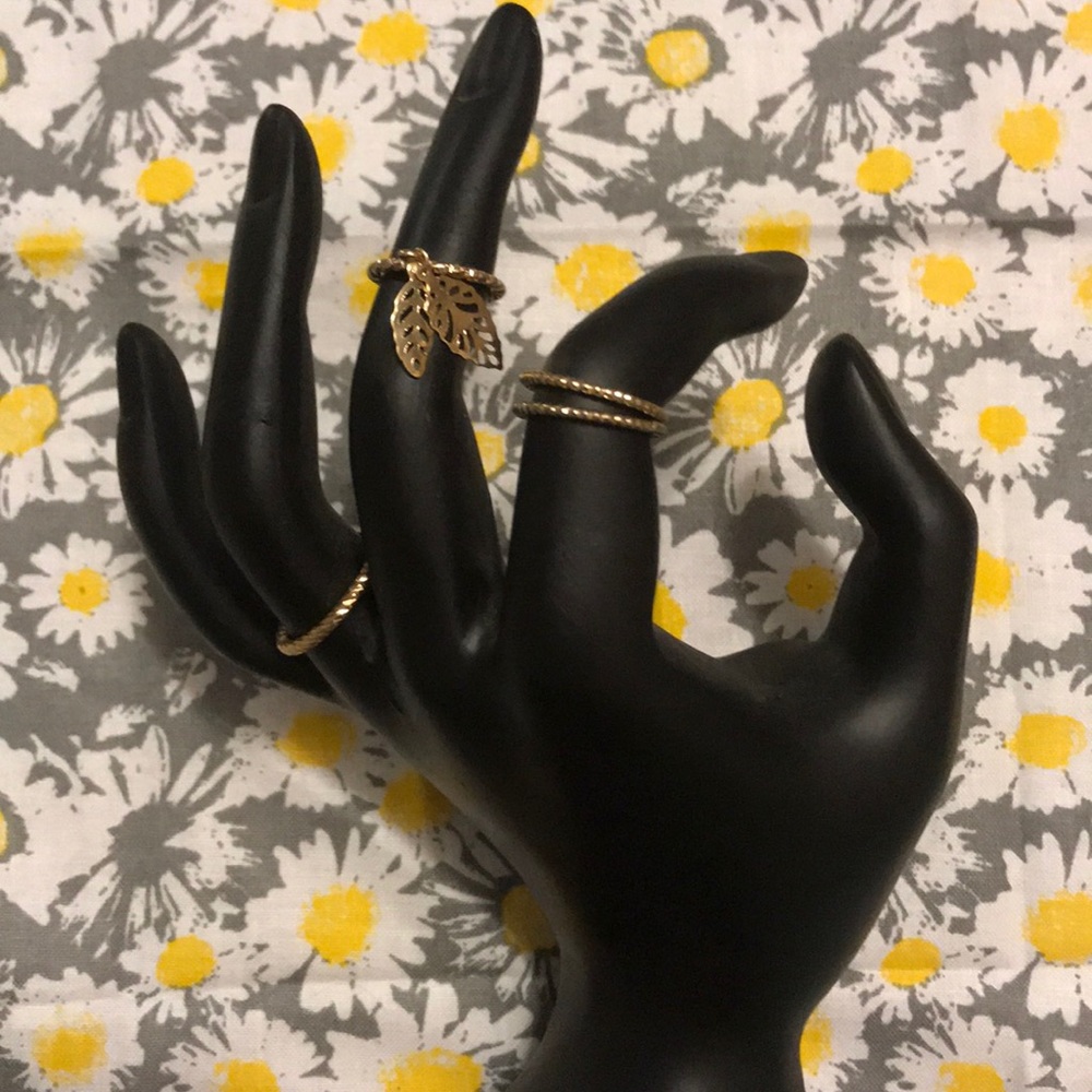〽️Set of 4 Stackable Dainty Gold Rings〽️